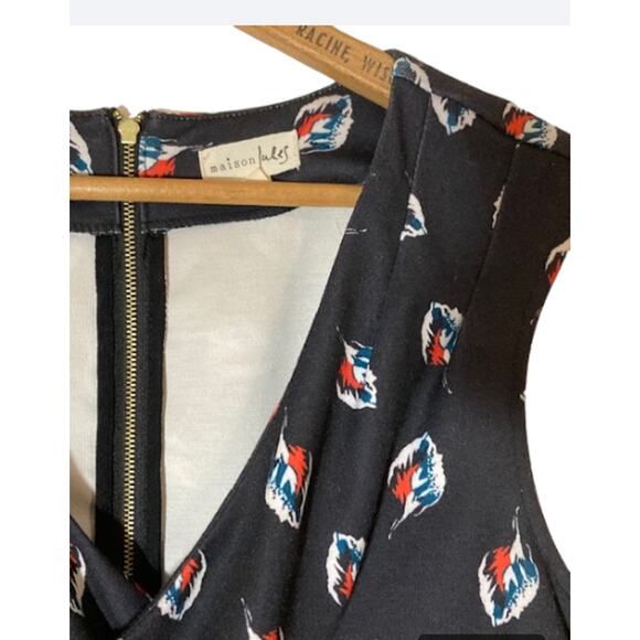 Black FEATHER Pattern Dress - Maison Jules - Sleeveless Surplice Dress - M - Picture 4 of 8